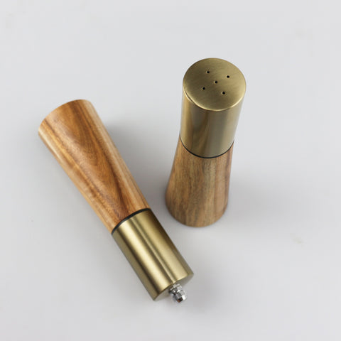 Wood Coarse Salt And Pepper Grinder Set